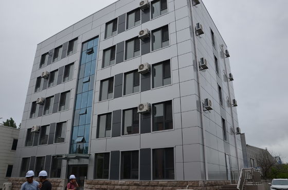 Vorgefertigte mehrgeschossige Stahlgebäude