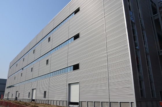 EN-Standard Q355 Leichtstahlkonstruktionswerkstatt mit Wellstahldach