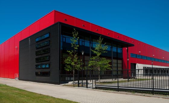 Q235 Q235B Q345 Vorgefertigte Stahlbauten mit Metallwandverkleidung