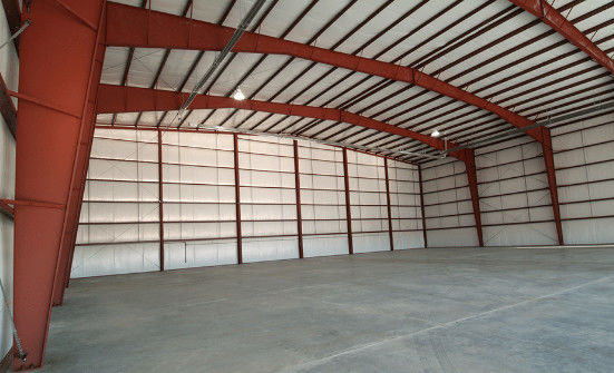 Vorgefertigte Stahlkonstruktion Lagerwerkstatt / Anlagenrahmen Stahlgebäude / vorgefertigter Hangar