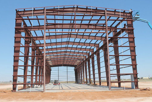 Vorgefertigte Stahlkonstruktion Lager mit Sandwich-Panel Glaswolle Dachverkleidung und Q235/Q345 Stahlbau Kits